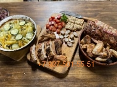 Ребра и картошка с овощами в Тандыре