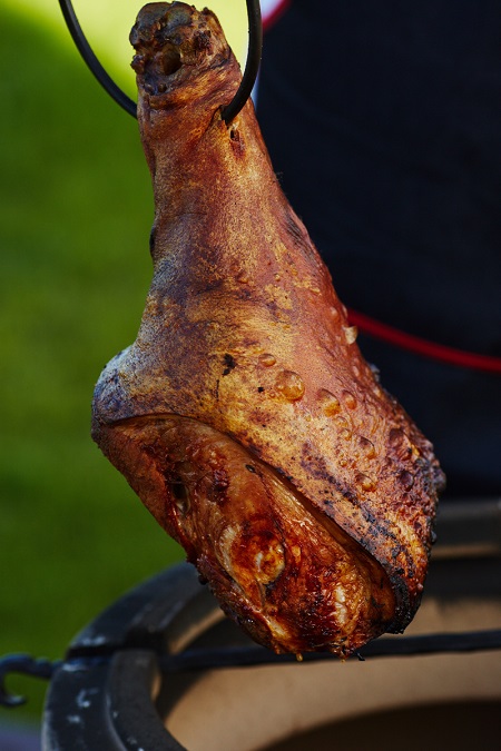 5 Рулька свиная или баранья нога на крюке в Тандыре в Волгограде по низкой цене